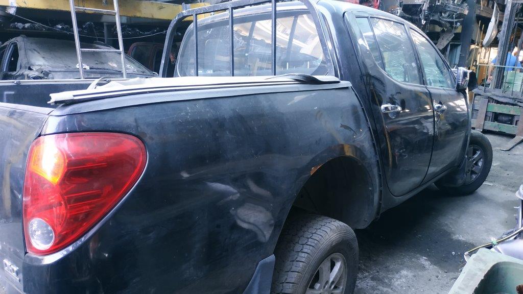  Mitsubishi L200 2015    EN DESARME